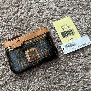 Dooney & Bourke 🦆 Leather Coin Case